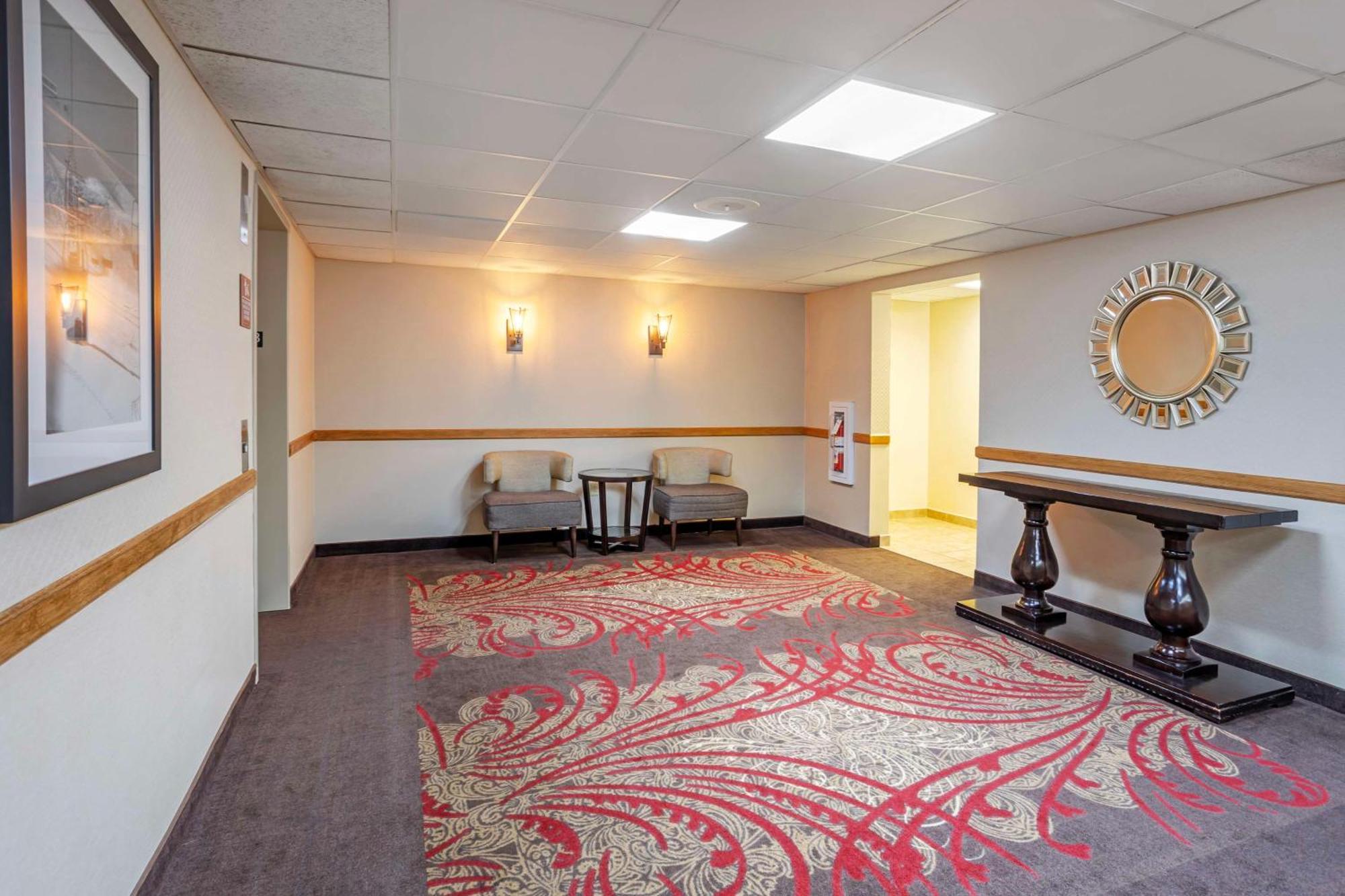 Best Western Inn at Blakeslee-Pocono Exterior foto