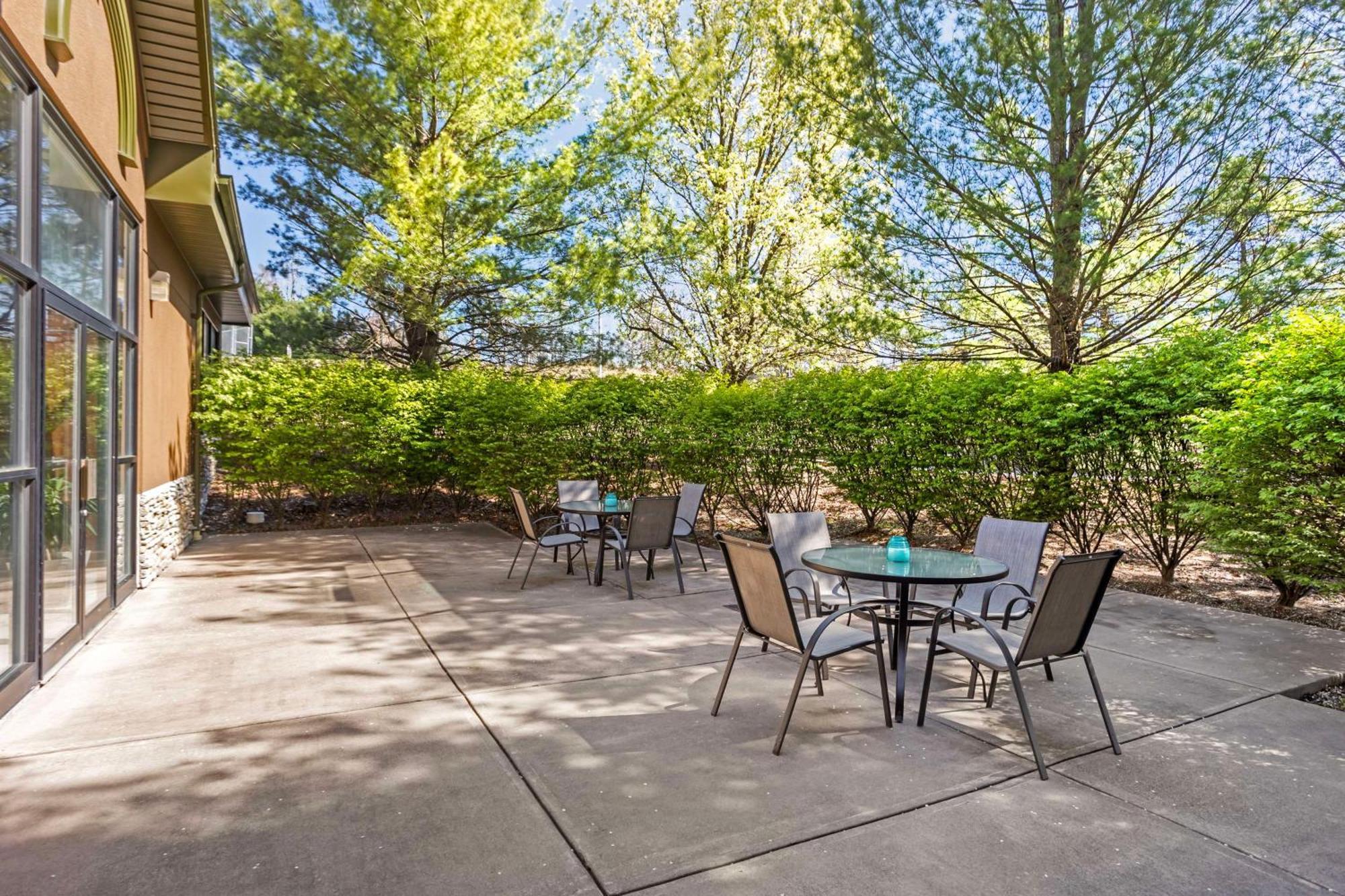 Best Western Inn at Blakeslee-Pocono Exterior foto